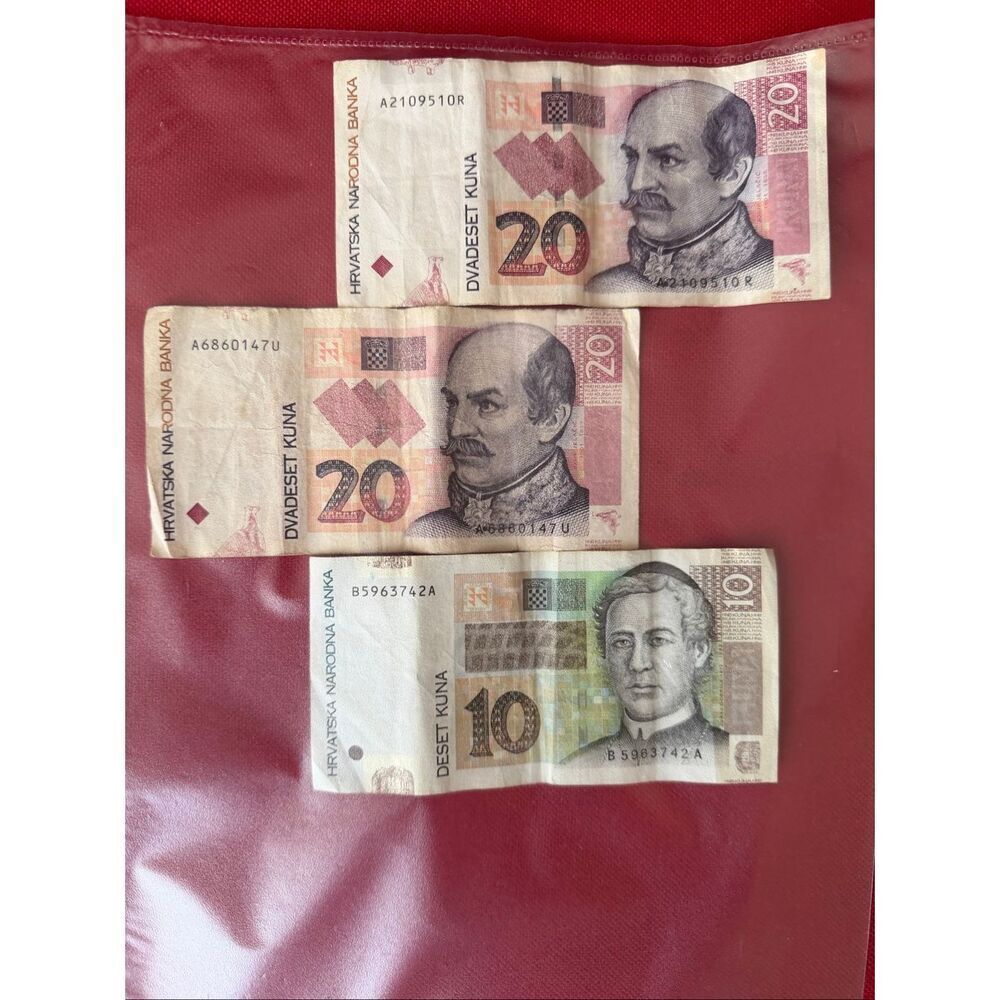Croatia (2) 20 Kuna Banknotes & (1) 10 Kuna Croatian HRK Banknote